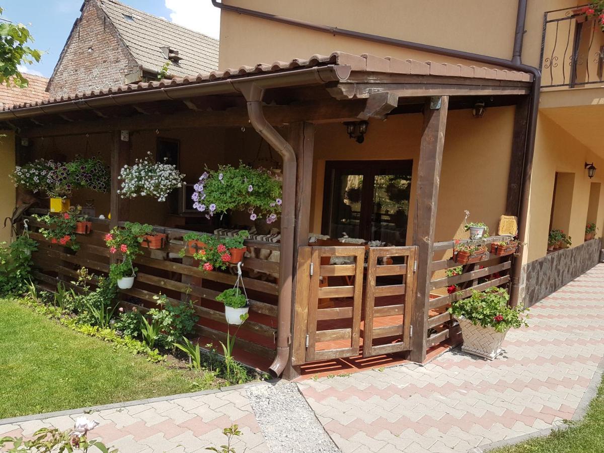萨彻勒Casa Ovesia别墅 外观 照片